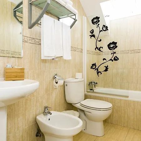 Weforyou Real Del Tivoli Two Apartment *